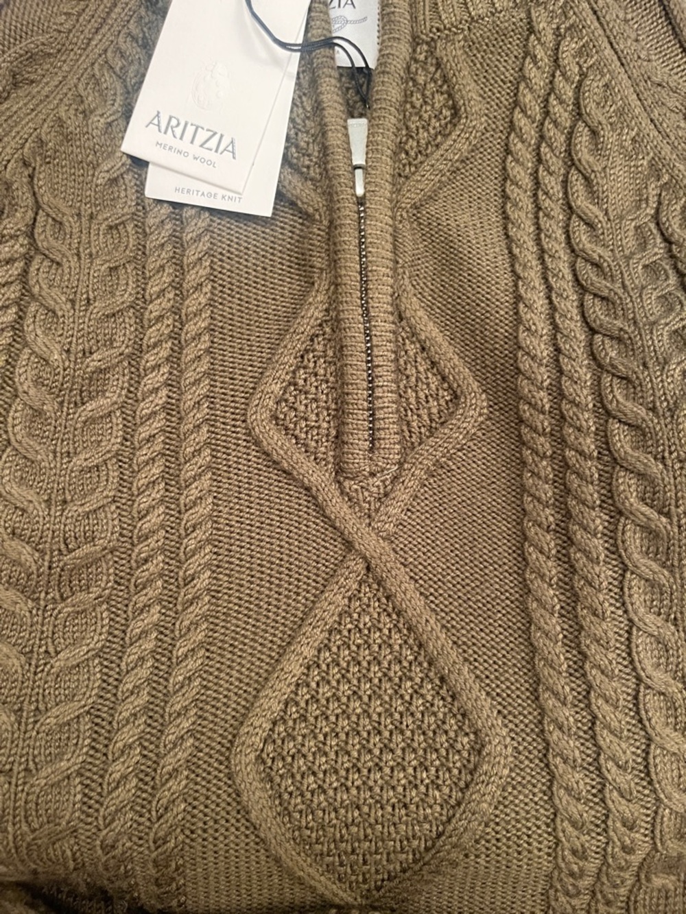 Aritzia cable knit merino wool mastery 1/4 zip Sweater New w tag! Size S GWP - Picture 7 of 8